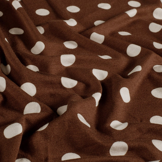 26025.055 VISCOSE JERSEY POLKA DOTS  - BRUIN
